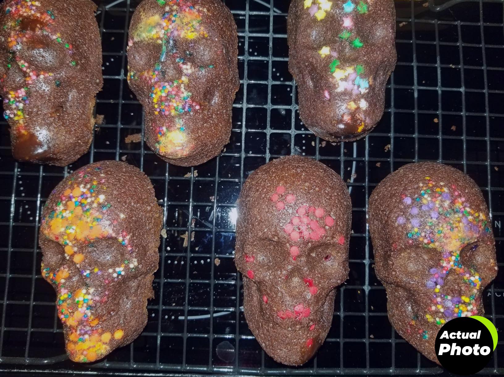 skull-cake-pan-halloween-6-cavity-silicone-foto-2